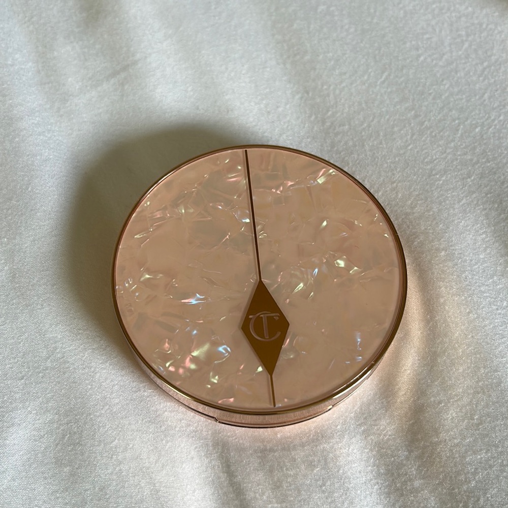 Limited Edition Charlotte Tilbury Highlighter